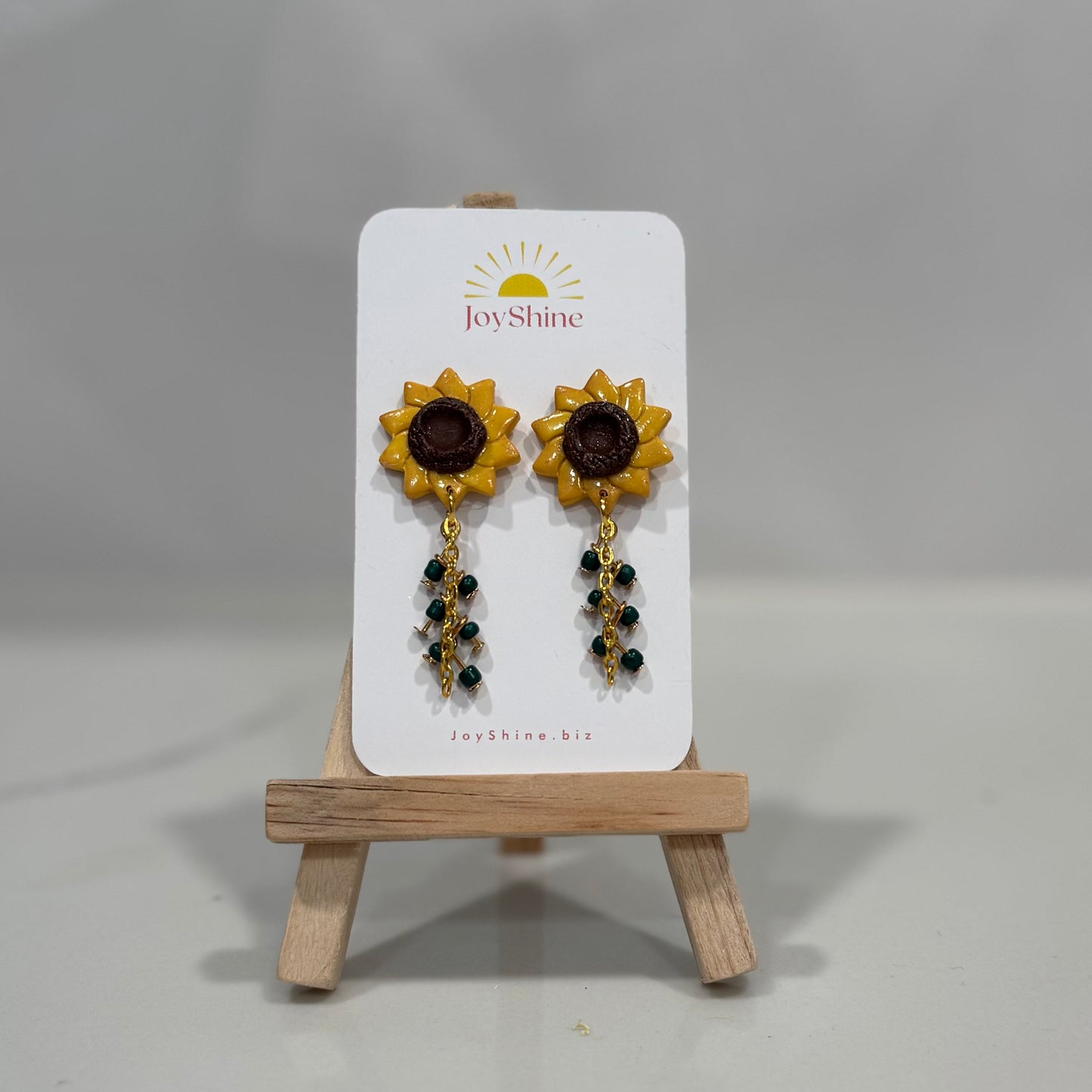 Pendientes de arcilla polimérica de girasol | Joyas florales hechas a mano