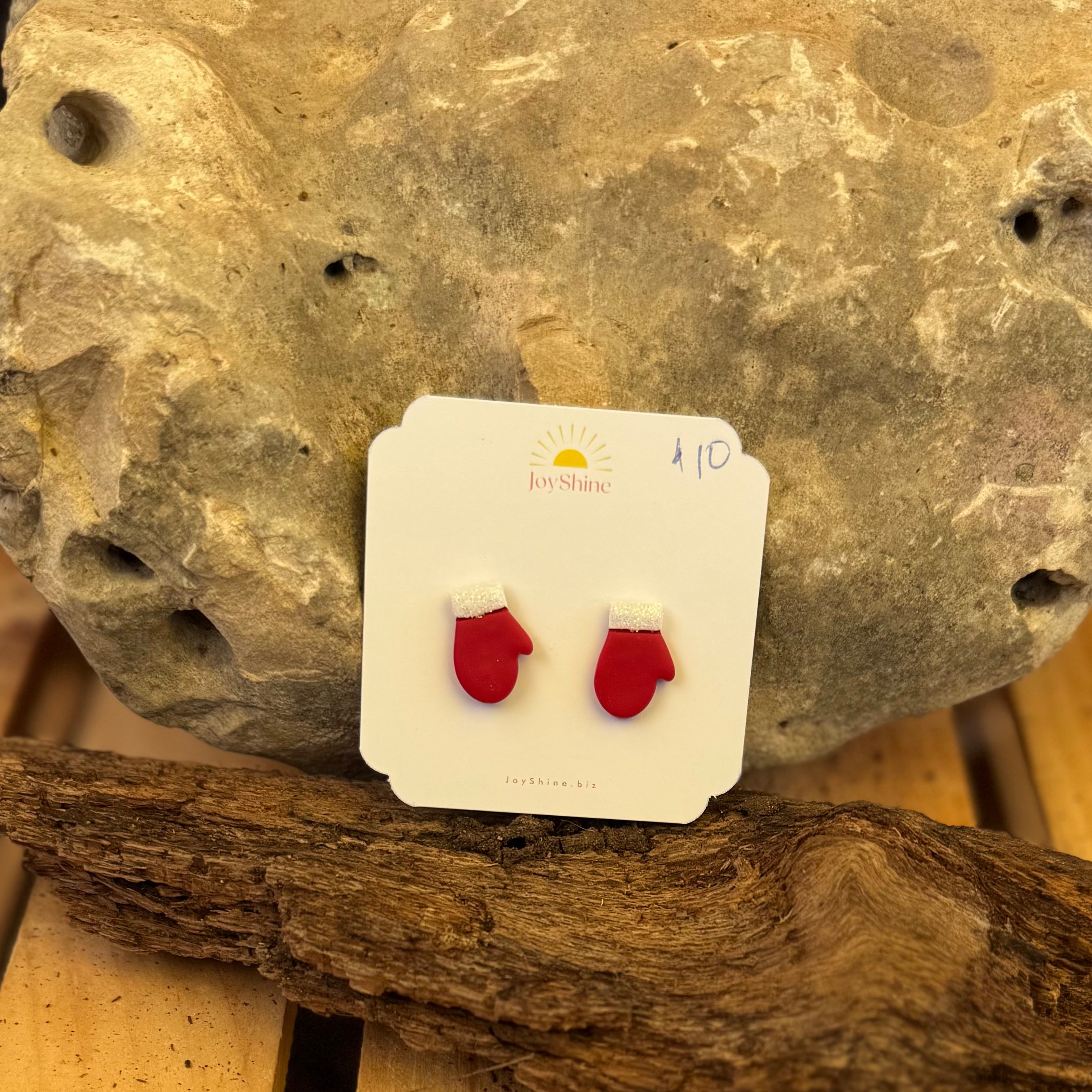 Cozy Holiday Mittens