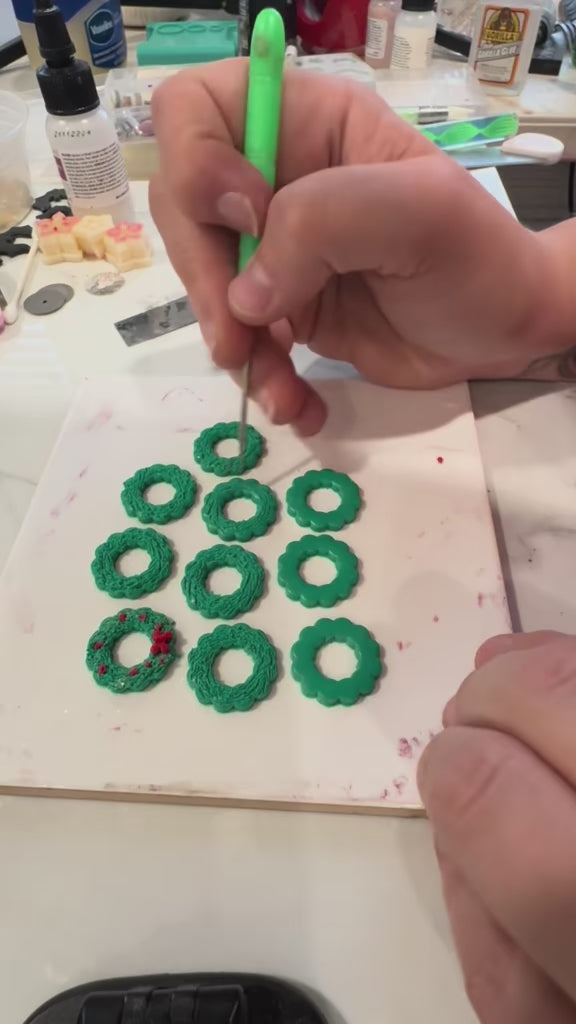 Festive Wreath Wishes